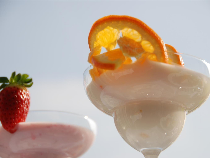 Food & Drinks 16