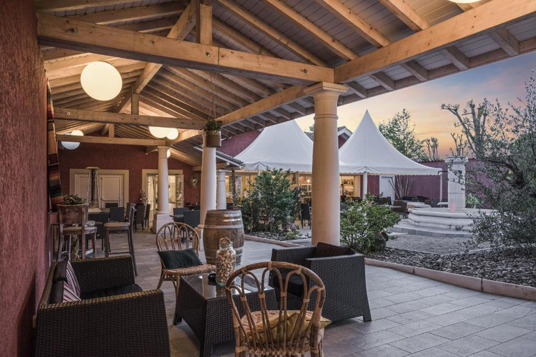 Public Area 3, The Originals Boutique, Hôtel Le Pillebois, Ain