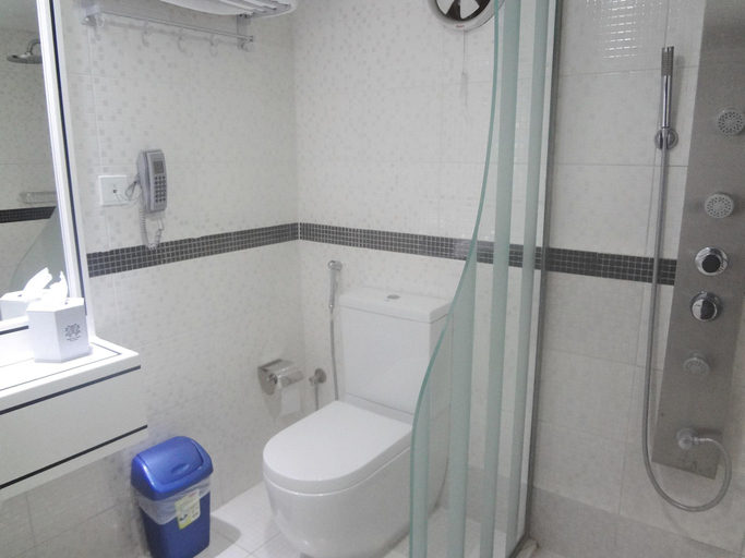 Bathroom 5, White Fort Hotel, Dubai