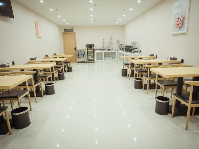 Food & Drinks 4, GreenTree Inn Express Nantong Development Zone Guibiyuan, Nantong