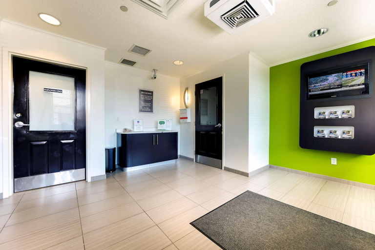 Public Area 3, Studio 6 Mississauga, ON - Toronto, Peel
