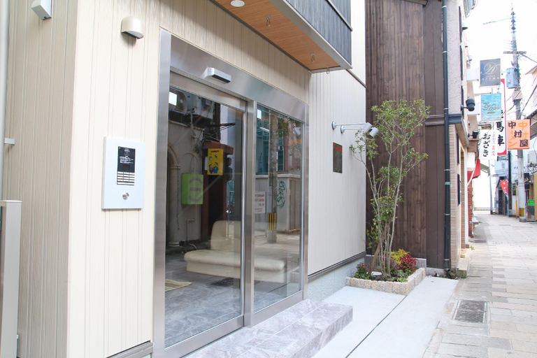 Public Area, Ambiera Doza, Nagasaki