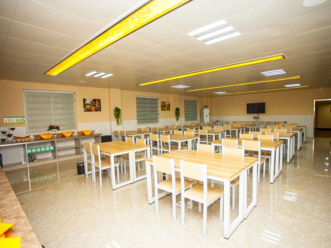Food & Drinks 3, GreenTree Inn XuZhou Feng County LiuBang Plaza Exp, Xuzhou