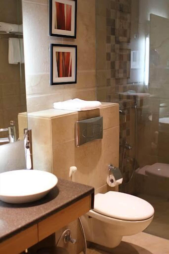 Bathroom 4, Savoy Suites Manesar, Gurgaon