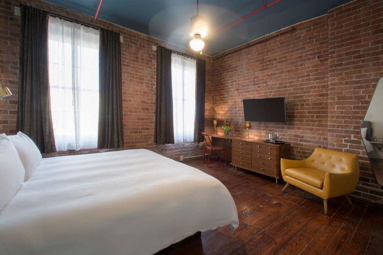 Bedroom 2, The Old No. 77 Hotel & Chandlery, Orleans