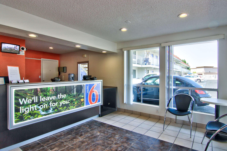 Public Area 2, Motel 6 West Sacramento, CA, Yolo