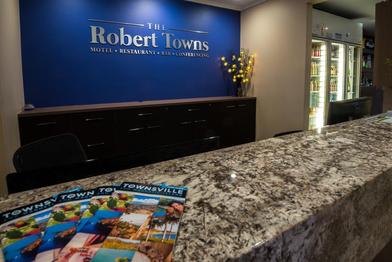 Public Area 5, The Robert Towns, City