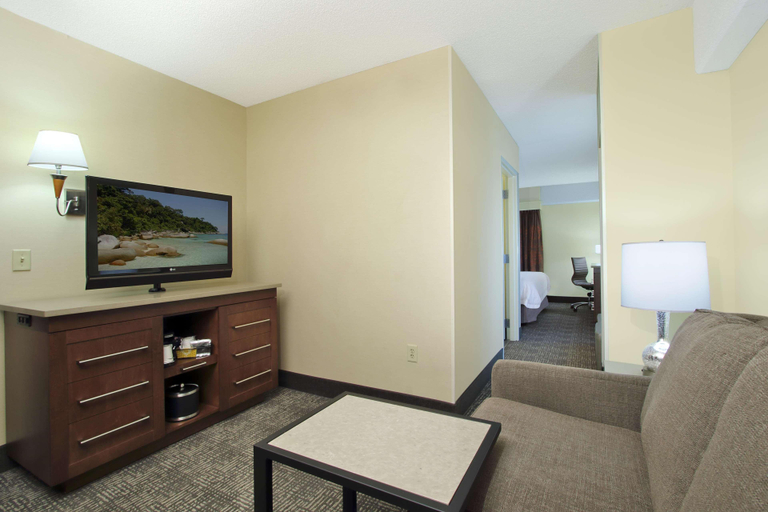 Bedroom 3, Hampton Inn & Suites Columbus-Downtown, Franklin