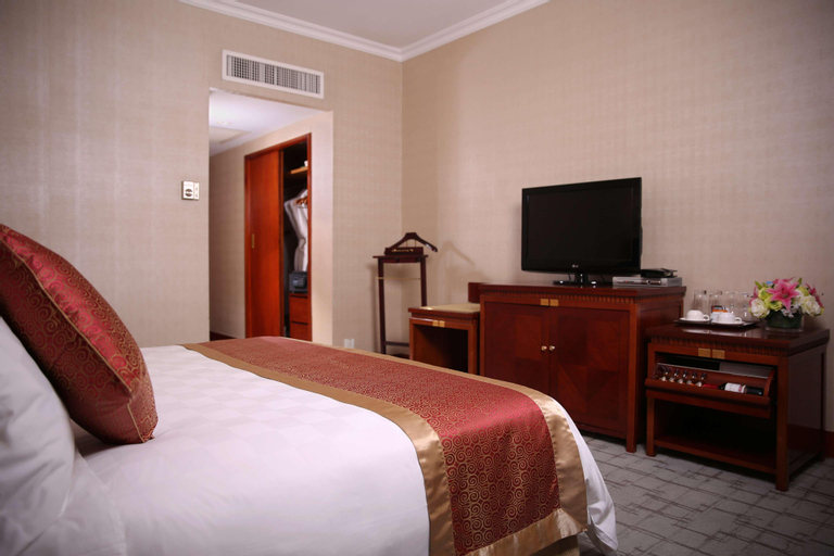 Bedroom 9