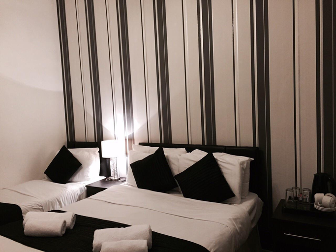 Bedroom, OYO Firs Lodge London Heathrow, London