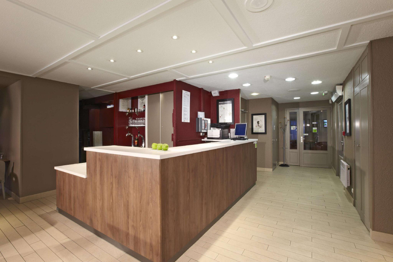 Public Area 3, Hotel Campanile Grenoble Nord - Moirans, Isère