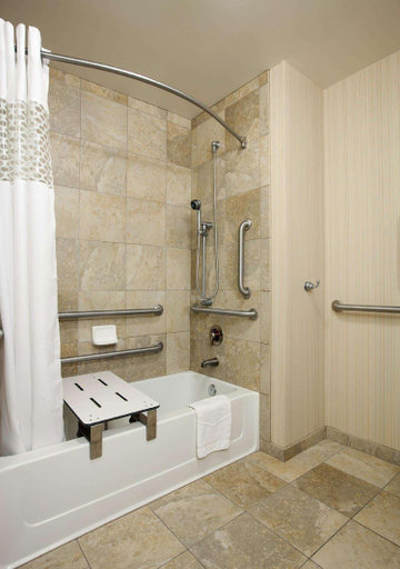 Bathroom 4, Hampton Inn & Suites North Phoenix Happy Valley, Maricopa