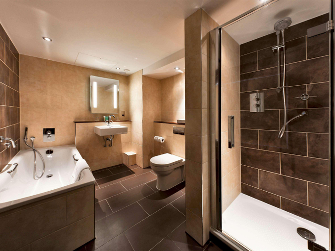 Bathroom 4, Mercure London Staines Upon Thames Hotel, Surrey
