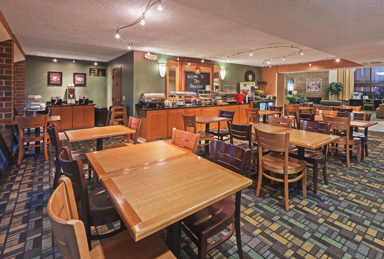 Food & Drinks 5, Clarion Pointe Okc Airport, Oklahoma