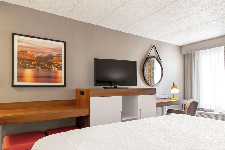 Public Area 3, Hampton Inn Rockford, Winnebago