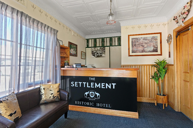Public Area 3, The Settlement Historic Hotel, Campaspe - Echuca
