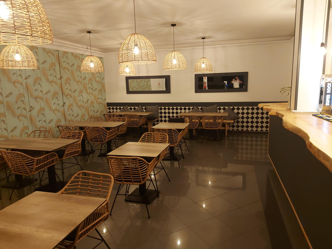 Food & Drinks, Vila Do Castelo, Albufeira