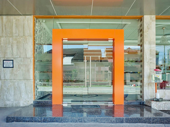 OYO 3157 Grand City Inn, Makassar