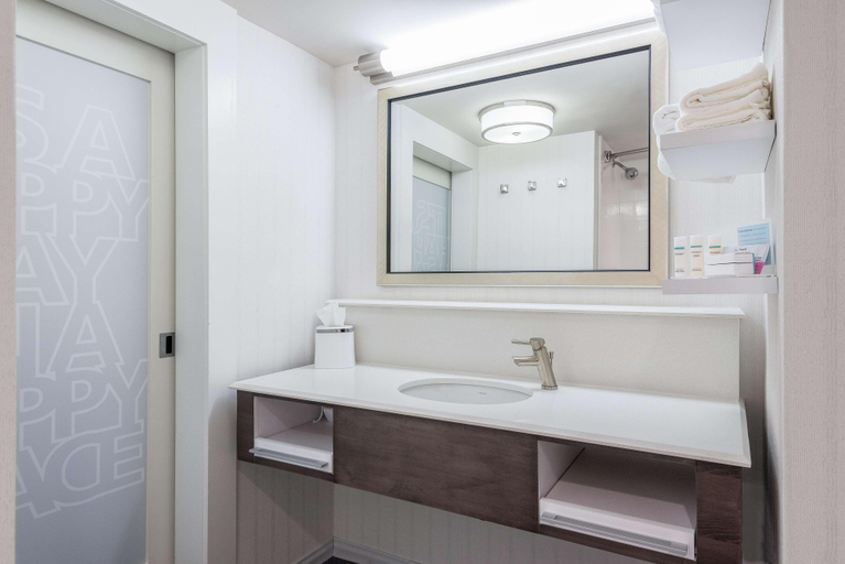 Bathroom 4, Hampton Inn & Suites Florence Center, Florence