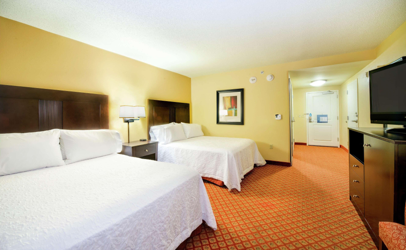 Bedroom 3, Hampton Inn & Suites Scottsboro, Jackson
