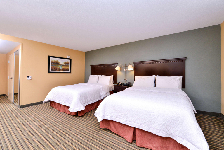 Bedroom 3, Hampton Inn & Suites Mt. Vernon Belvoir Alexandria, Fairfax