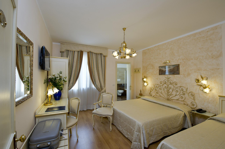 Bedroom 3, Viktoria Palace, Venezia