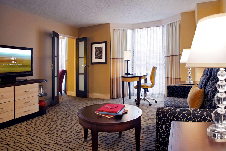 Bedroom 3, Hilton Rosemont/Chicago O'Hare, Cook