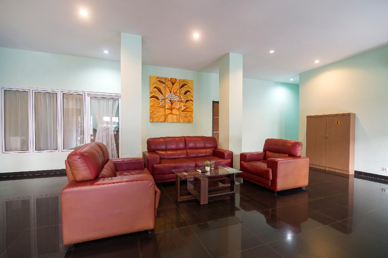 Public Area 3, Hotel O Appartel Cempaka, Pontianak