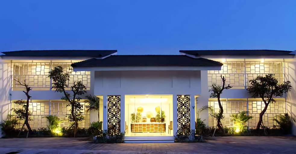 Exterior & Views, The Kanjeng Suites Seminyak, Badung