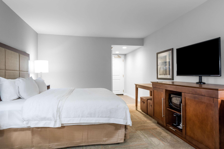 Bedroom 3, Hampton Inn & Suites Florence Center, Florence