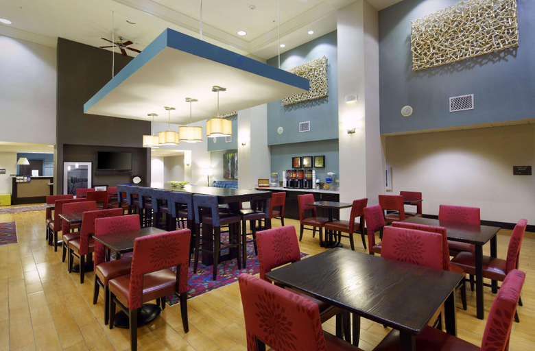 Food & Drinks 5, Hampton Inn Clearwater/St. PetersburgUlmerton Rd, Pinellas
