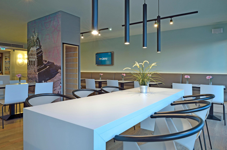 Dining Room 21
