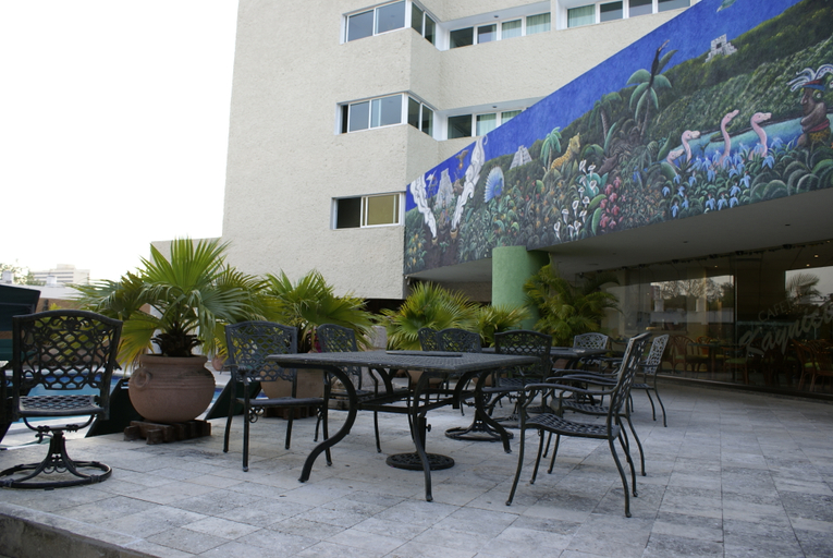 Exterior & Views 2, Los Aluxes, Mérida