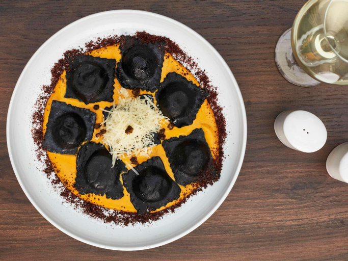 Food & Drinks 7