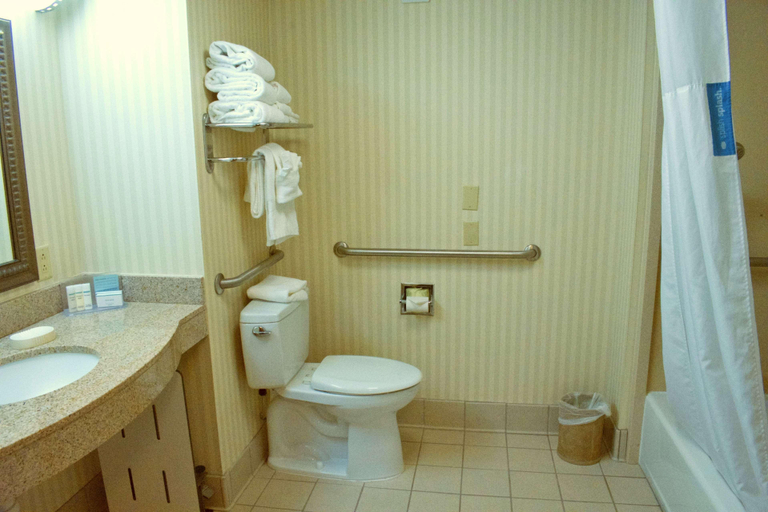 Bathroom 4, Hampton Inn Ithaca, Tompkins