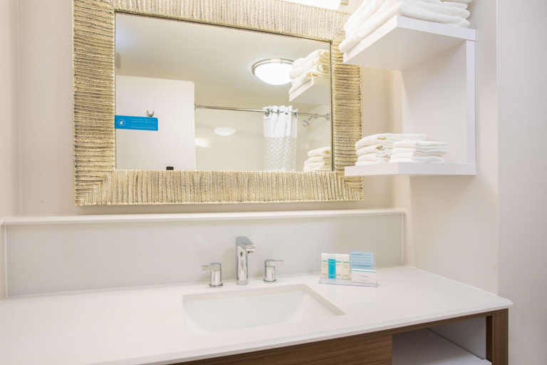 Bathroom 4, Hampton Inn Fishkill, Dutchess