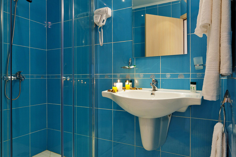 Bathroom 4, Emberli Penthouse, Tsarevo