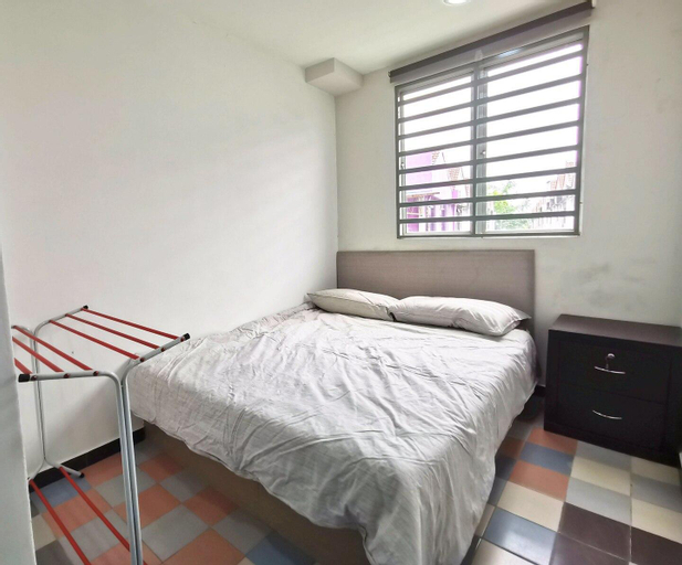 Private Bedroom 06I Perindustrian Lukut Indah, Port Dickson