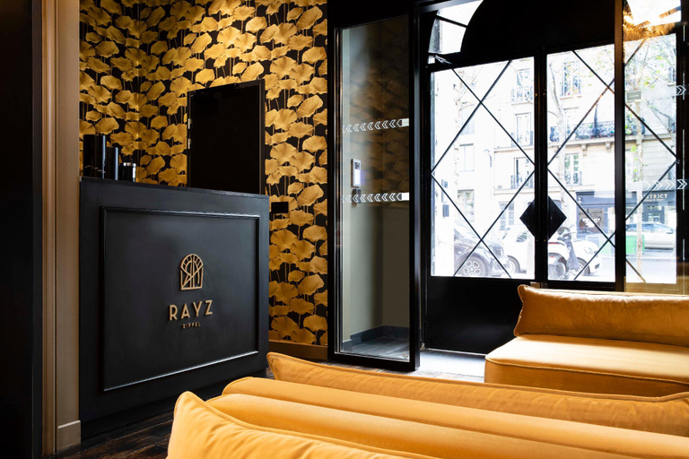 Public Area 3, Rayz Eiffel, Paris