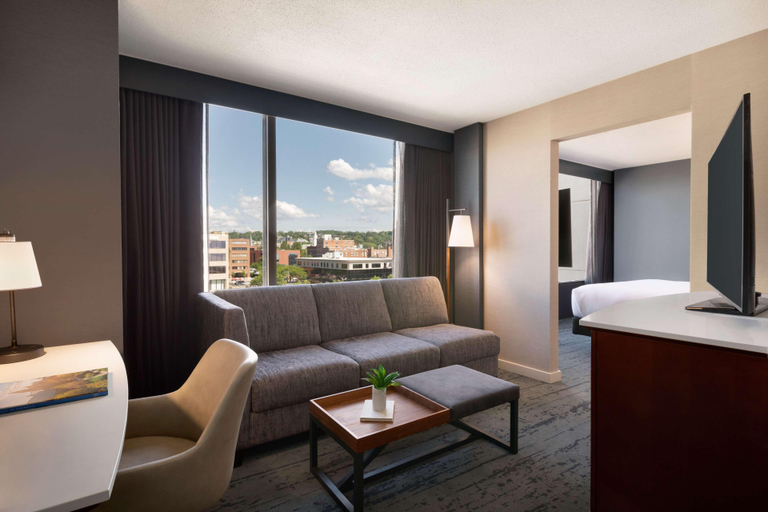 Bedroom 3, Hilton Burlington, Chittenden