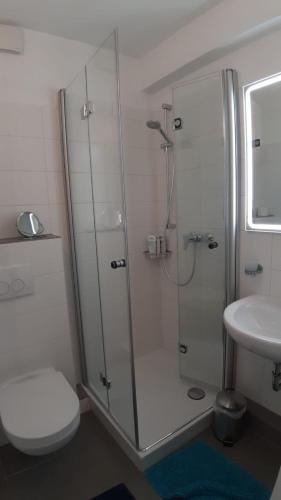 4, Modern City Apartment with balcony and nice parc view, Bremen