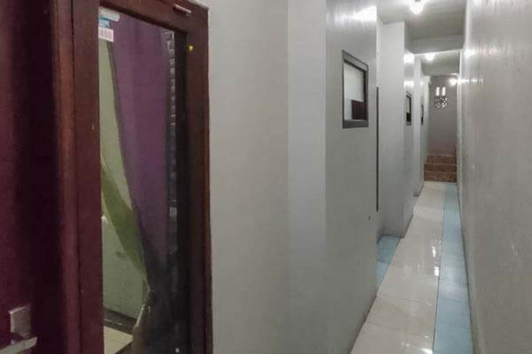 Public Area 2, Villa Ghazani 4 at Desa Wisata Songgokerto, Malang