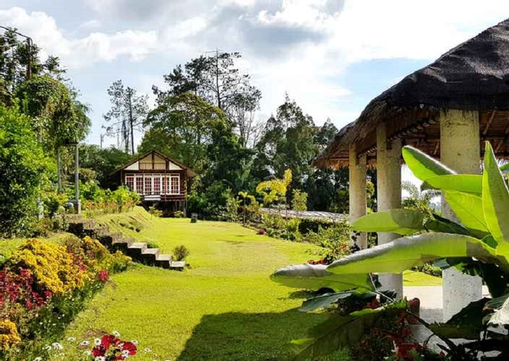 Villa Wood by Villa Istana Bunga, Bandung