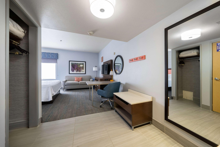 Public Area 2, Hampton Inn & Suites Modesto-Salida, Stanislaus