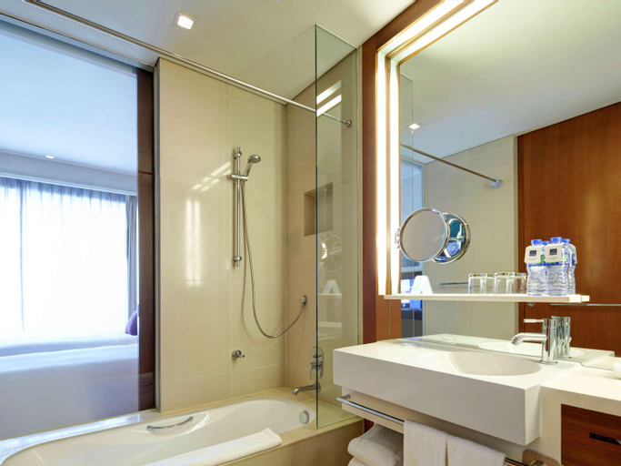 Bathroom 24