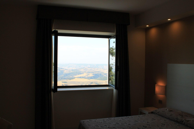 Bedroom 3, Hotel Ristorante Mariano, Matera