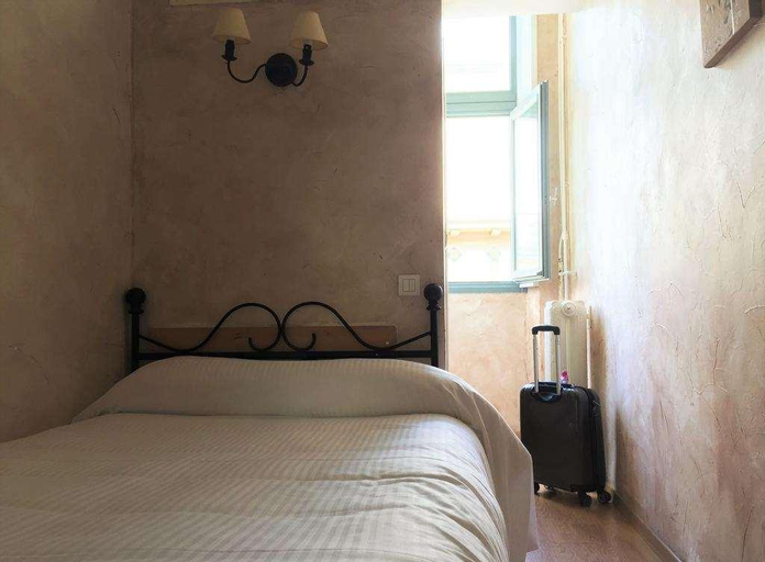Bedroom 18
