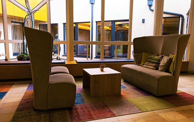 Public Area 3, Sankt Magdalena, Linz