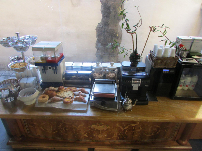 Food & Drinks, Hotel Les Chambres Dor, Rome