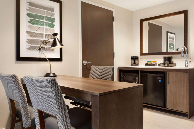 Dining Room 4